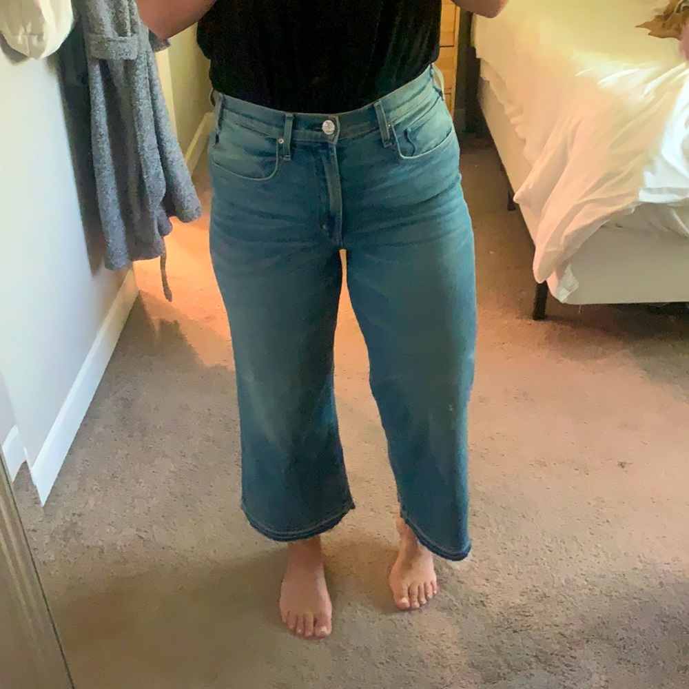 Anthropologie blue jeans, size 30, crop, wide leg, stretch, great condition